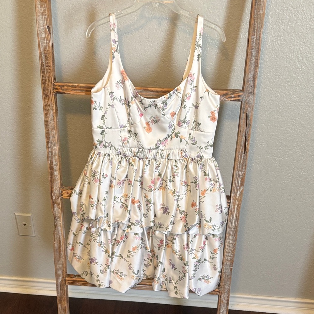 Antonio Melani Ladies Floral Dress 💐